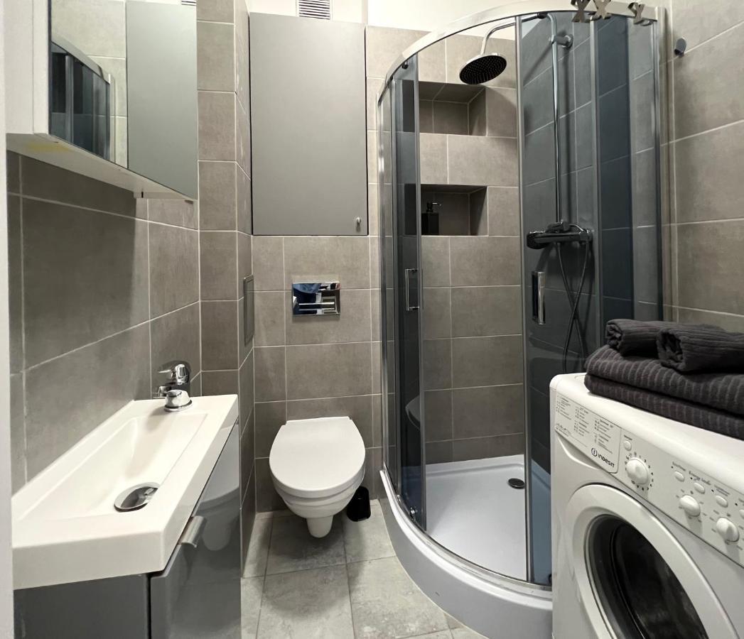 K22 Andersa 12 M Ratusz Arsenal Appartement Warschau Buitenkant foto