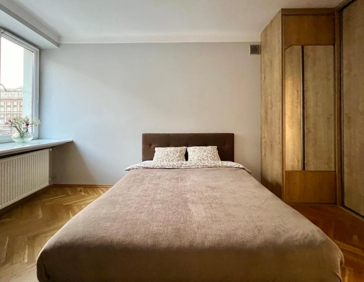 K22 Andersa 12 M Ratusz Arsenal Appartement Warschau Buitenkant foto